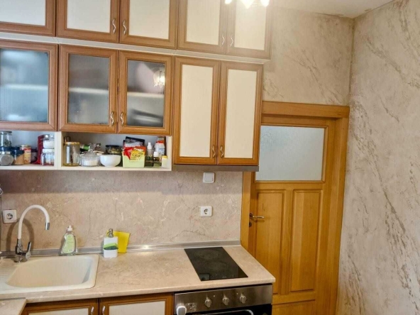 Двустаен апартамент в Пловдив, Въстанически - 60 кв.м за 1817 €/кв.м - Снимка #1