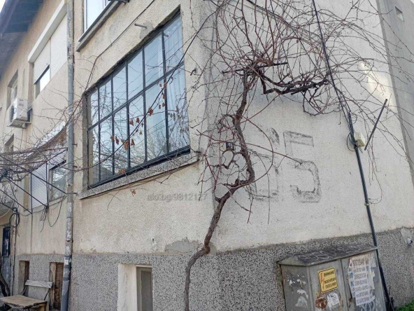 Едностаен апартамент в Ямбол, Възраждане - 42 кв.м за 1131 €/кв.м - Снимка #1