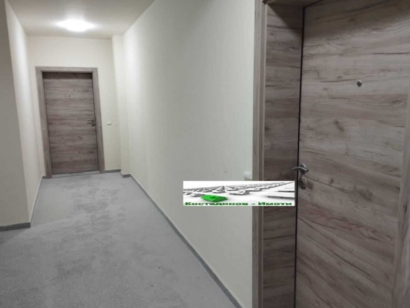 Двустаен апартамент в Пловдив, Христо Смирненски - 85 кв.м за 1592 €/кв.м - Снимка #1