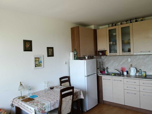 Двустаен апартамент в Несебър - 58 кв.м за 1018 €/кв.м - Снимка #1