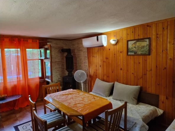 Дава се под наем Едностаен апартамент в Бургас, Сарафово - 36 кв.м за 204 € - Снимка #1