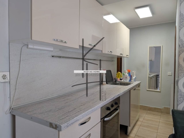 Тристаен апартамент в Варна, Център - 50 кв.м за 2160 €/кв.м - Снимка #1