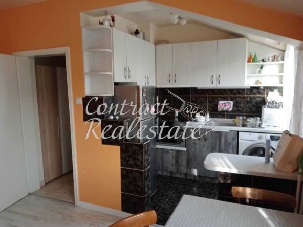 Дава се под наем Едностаен апартамент в Варна, Център - 50 кв.м за 298.86 € - Снимка #1