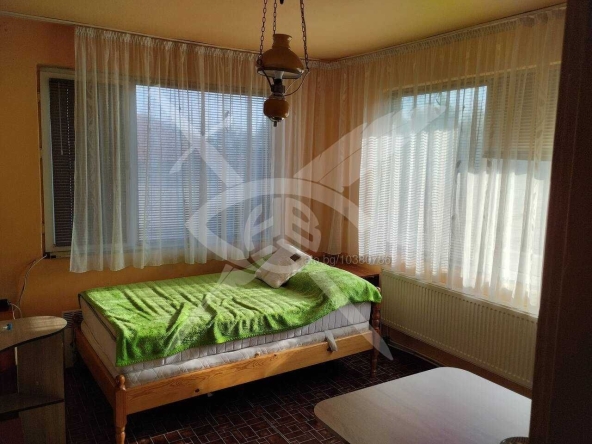 Етаж от къща в Айтос - 68 кв.м за 938 €/кв.м - Снимка #1