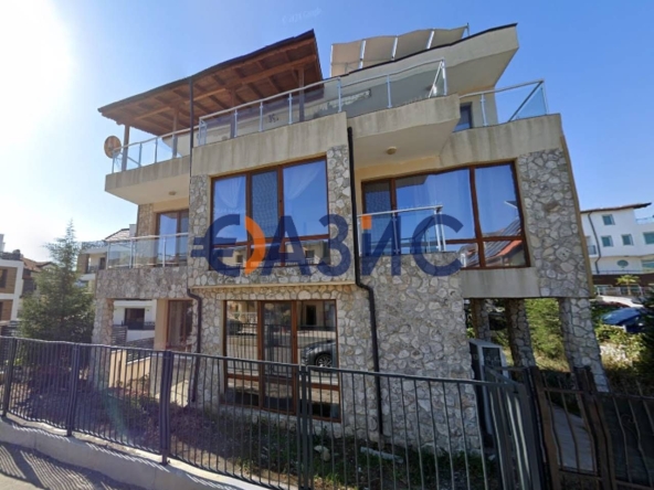 Къща в Созопол - 290 кв.м за 2138 €/кв.м - Снимка #1