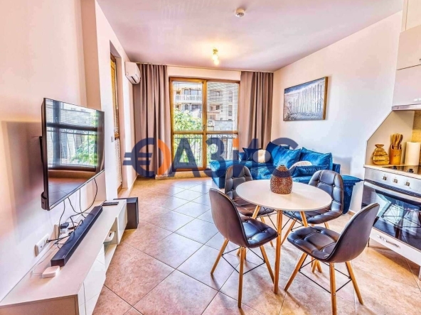 Тристаен апартамент в к.к. Слънчев бряг - 71 кв.м за 1958 €/кв.м - Снимка #1
