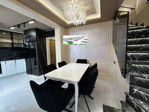 Тристаен апартамент в Пловдив, Мараша - 135 кв.м за 2660 €/кв.м - Снимка #1