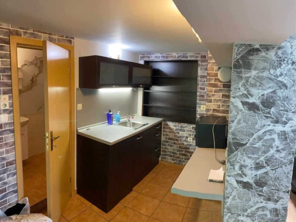 Двустаен апартамент в Пловдив, Кършияка - 54 кв.м за 1639 €/кв.м - Снимка #1