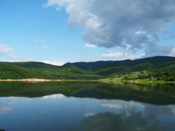 Парцел в Пловдив, Гагарин - 40000 кв.м за 3 €/кв.м - Снимка #1