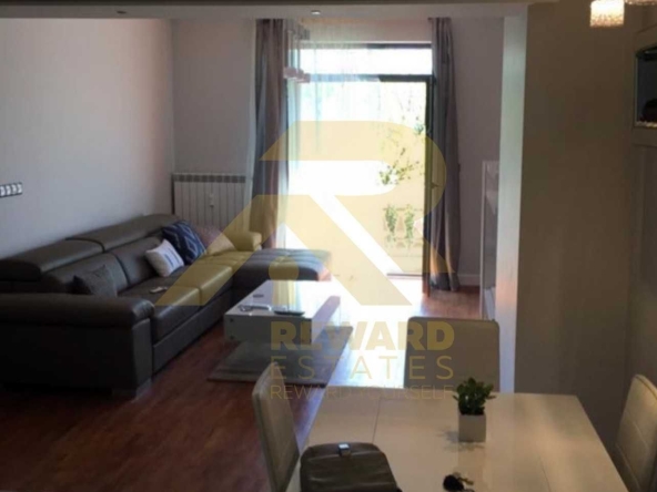 Двустаен апартамент в София, Оборище - 72 кв.м за 3584 €/кв.м - Снимка #1