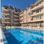 Дава се под наем Двустаен апартамент в Свети Влас - 70 кв.м за 250 € - Снимка #1