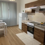 Дава се под наем Двустаен апартамент в Благоевград, Идеален център - 70 кв.м за 255 € - Снимка #1