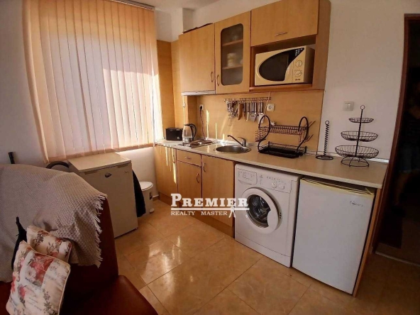 Тристаен апартамент в к.к. Слънчев бряг - 80 кв.м за 913 €/кв.м - Снимка #1