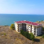 Дава се под наем Двустаен апартамент в с. Българево, Област Добрич - 55 кв.м за 48776.4 € - Снимка #1