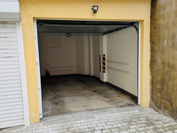 Гараж / Паркомясто в София, Център - 38 кв.м за 6 €/кв.м - Снимка #1