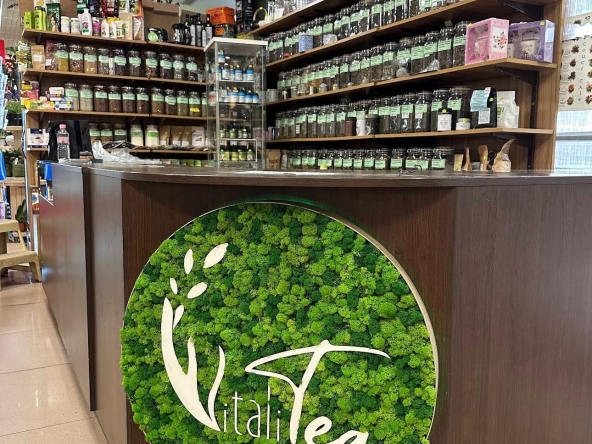 Заведение в Варна, Морска градина - 8 кв.м за 765 €/кв.м - Снимка #1