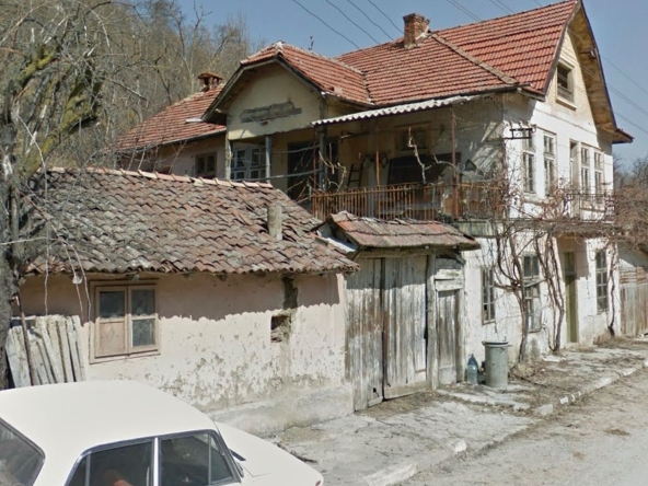 Къща в с. Пелатиково, Област Кюстендил - 1390 кв.м за 15 €/кв.м - Снимка #1
