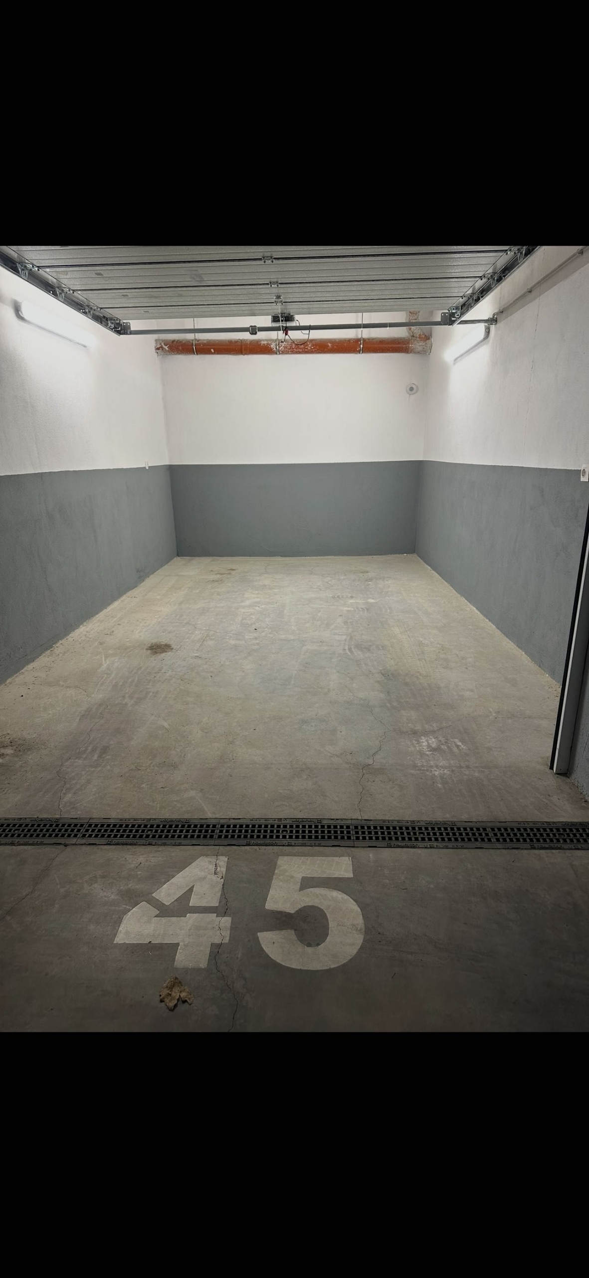 Дава се под наем Промишлена сграда в Пловдив, Мараша - 20 кв.м за 149.43 € - Снимка #1