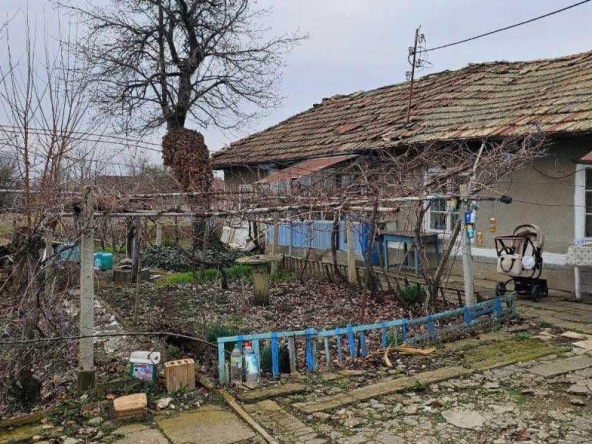 Къща в с. Павел, Област Велико Търново - 100 кв.м за 296 €/кв.м - Снимка #1