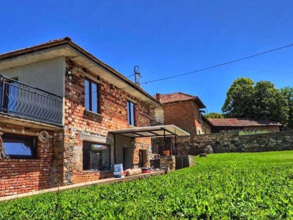 Къща в с. Вишовград, Област Велико Търново - 90 кв.м за 1223 €/кв.м - Снимка #1