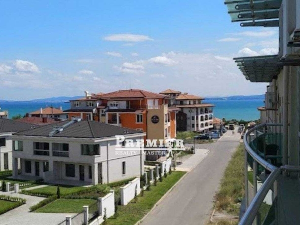 Двустаен апартамент в Бургас, Сарафово - 57 кв.м за 841 €/кв.м - Снимка #1