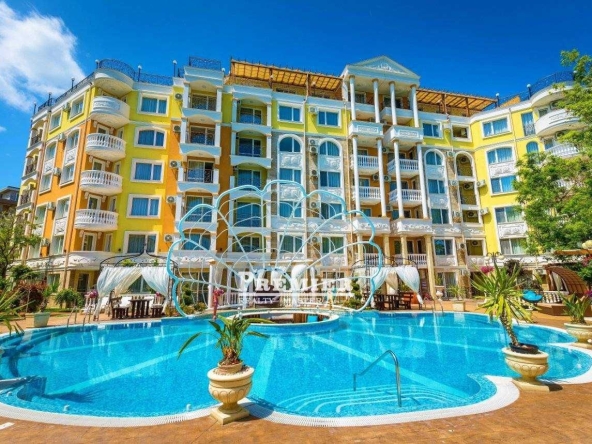 Двустаен апартамент в к.к. Слънчев бряг - 64 кв.м за 877 €/кв.м - Снимка #1
