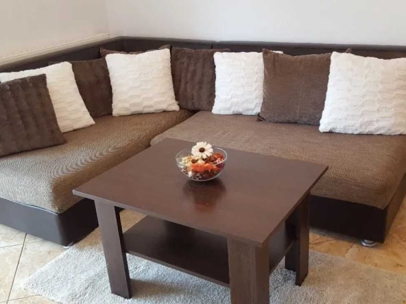 Дава се под наем Едностаен апартамент в Пловдив, Каменица 1 - 28 кв.м за 153 € - Снимка #1