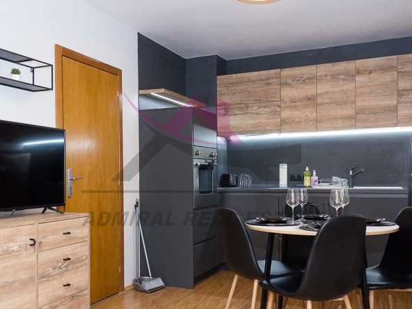 Дава се под наем Тристаен апартамент в Варна, Чайка - 75 кв.м за 550 € - Снимка #1