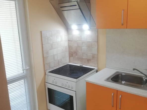 Дава се под наем Тристаен апартамент в Пловдив, Каменица 1 - 98 кв.м за 612 € - Снимка #1