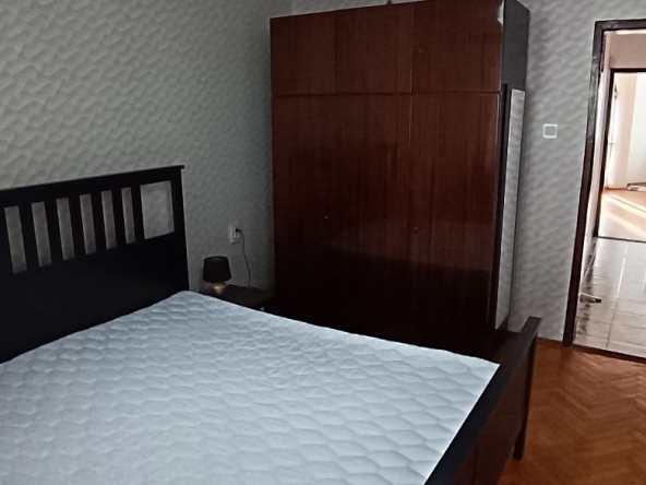 Дава се под наем Двустаен апартамент в Варна, Лятно кино Тракия - 70 кв.м за 498.27 € - Снимка #1