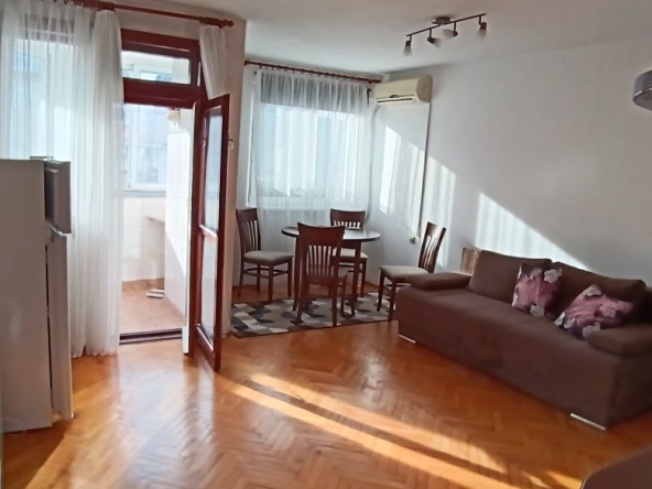 Дава се под наем Двустаен апартамент в Варна, Генералите - 60 кв.м за 498.27 € - Снимка #1