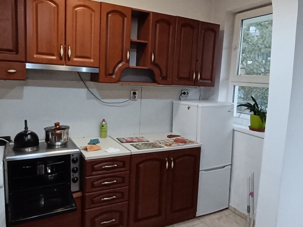 Дава се под наем Двустаен апартамент в Варна, Централна поща - 76 кв.м за 499.8 € - Снимка #1