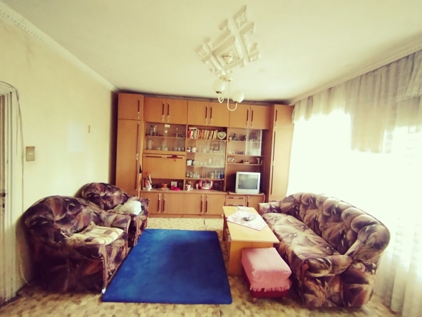 Тристаен апартамент в Пловдив, Кършияка - 77 кв.м за 1128 €/кв.м - Снимка #1