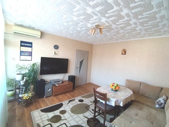 Тристаен апартамент в Трявна - 90 кв.м за 1077 €/кв.м - Снимка #1
