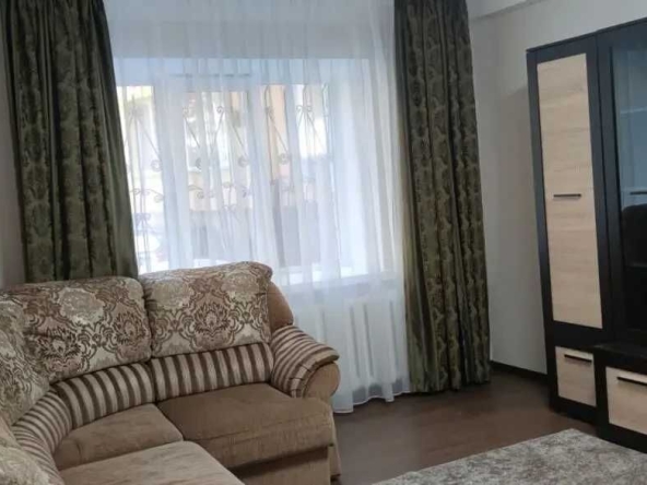 Дава се под наем Едностаен апартамент в София, Център - 45 кв.м за 357 € - Снимка #1