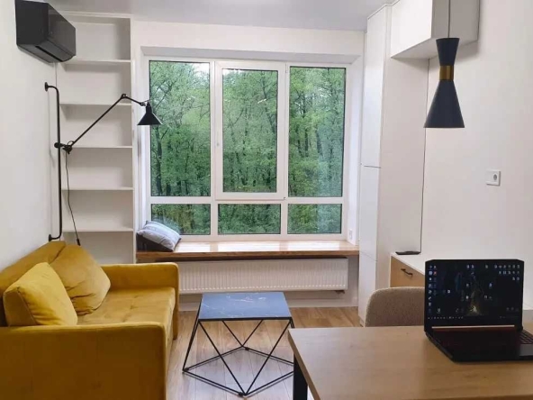 Дава се под наем Двустаен апартамент в София, Център - 55 кв.м за 407.49 € - Снимка #1