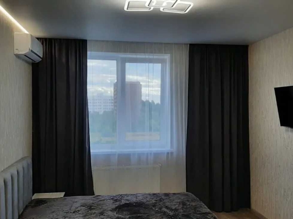 Дава се под наем Двустаен апартамент в София, Център - 55 кв.м за 372.3 € - Снимка #1