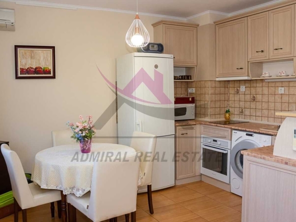 Дава се под наем Двустаен апартамент в Варна, Аспарухово - 56 кв.м за 511 € - Снимка #1