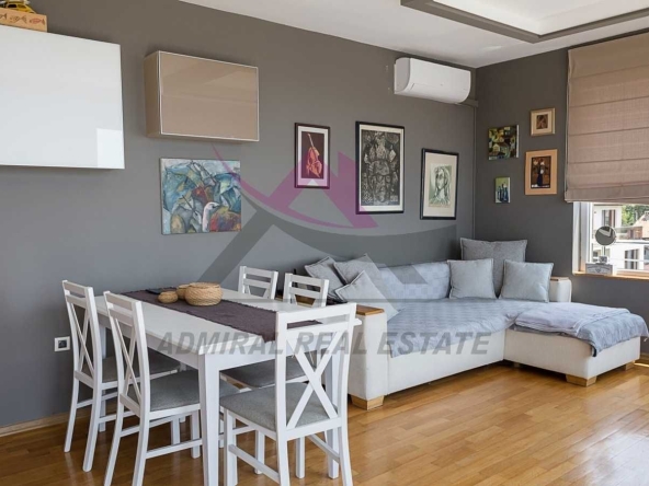 Дава се под наем Двустаен апартамент в Варна, м-т Траката - 56 кв.м за 460 € - Снимка #1