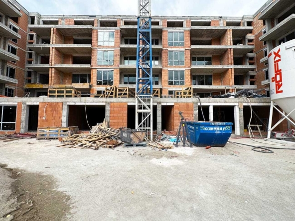 Тристаен апартамент в Пловдив, Кючук Париж - 168 кв.м за 1150 €/кв.м - Снимка #1