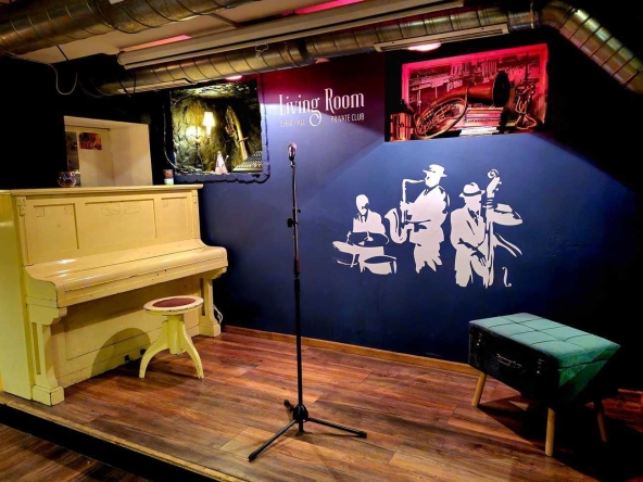 Дава се под наем Зала за събития в София, Център -  кв.м за 30.09 € - Снимка #1