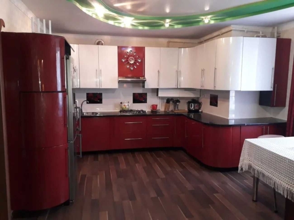 Дава се под наем Двустаен апартамент в София, Зона Б-18 - 65 кв.м за 433.5 € - Снимка #1