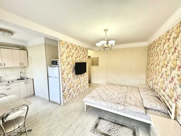 Дава се под наем Едностаен апартамент в София, Център - 45 кв.м за 357 € - Снимка #1