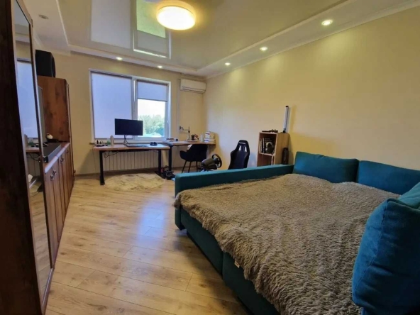 Дава се под наем Двустаен апартамент в София, Зона Б-18 - 65 кв.м за 459 € - Снимка #1