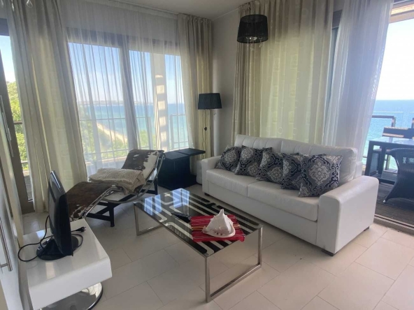 Четиристаен апартамент в Обзор - 188 кв.м за 583 €/кв.м - Снимка #1