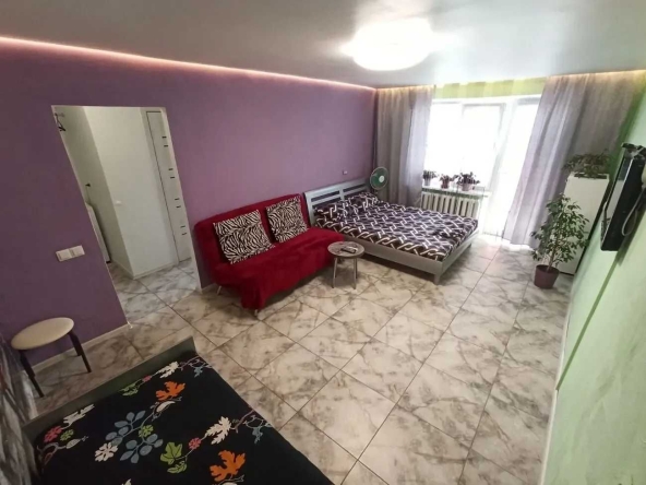 Дава се под наем Едностаен апартамент в София, Зона Б-5 - 50 кв.м за 357 € - Снимка #1