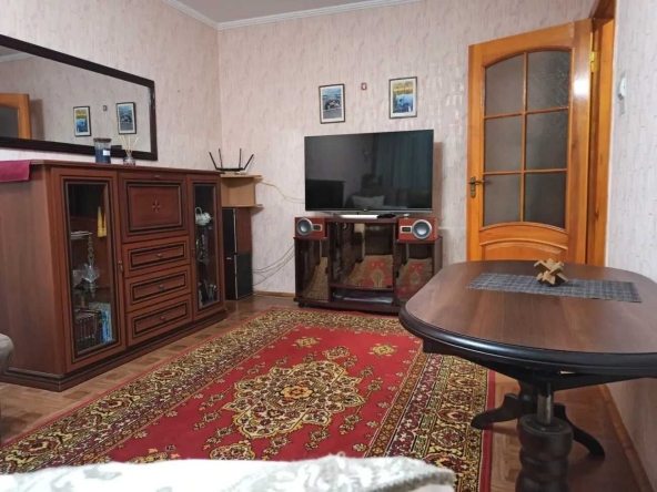 Дава се под наем Двустаен апартамент в София, Зона Б-18 - 65 кв.м за 433.5 € - Снимка #1