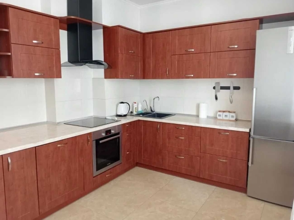 Дава се под наем Двустаен апартамент в София, Център - 55 кв.м за 382.5 € - Снимка #1