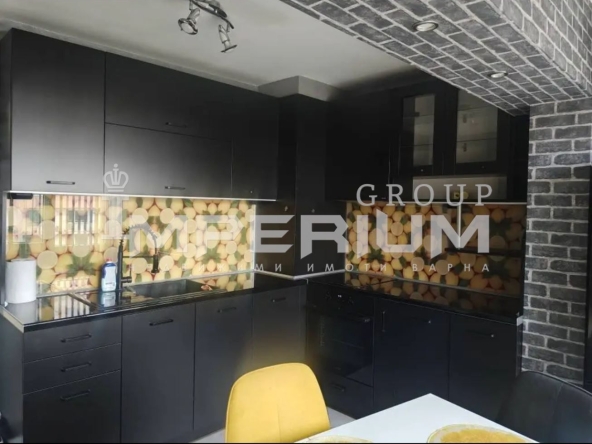 Дава се под наем Тристаен апартамент в Варна, Левски - 67 кв.м за 548.25 € - Снимка #1