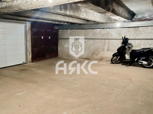 Гараж / Паркомясто в София, Лозенец - 17 кв.м за 3012 €/кв.м - Снимка #1